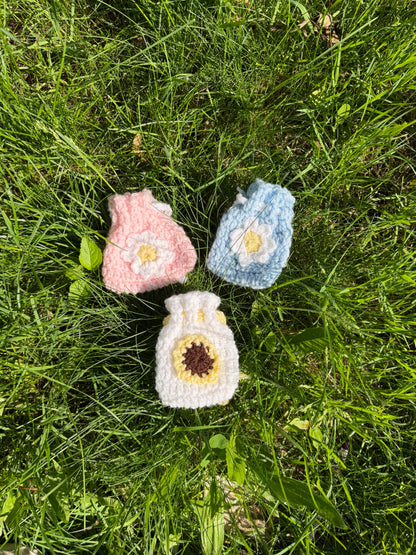 Flower pouch