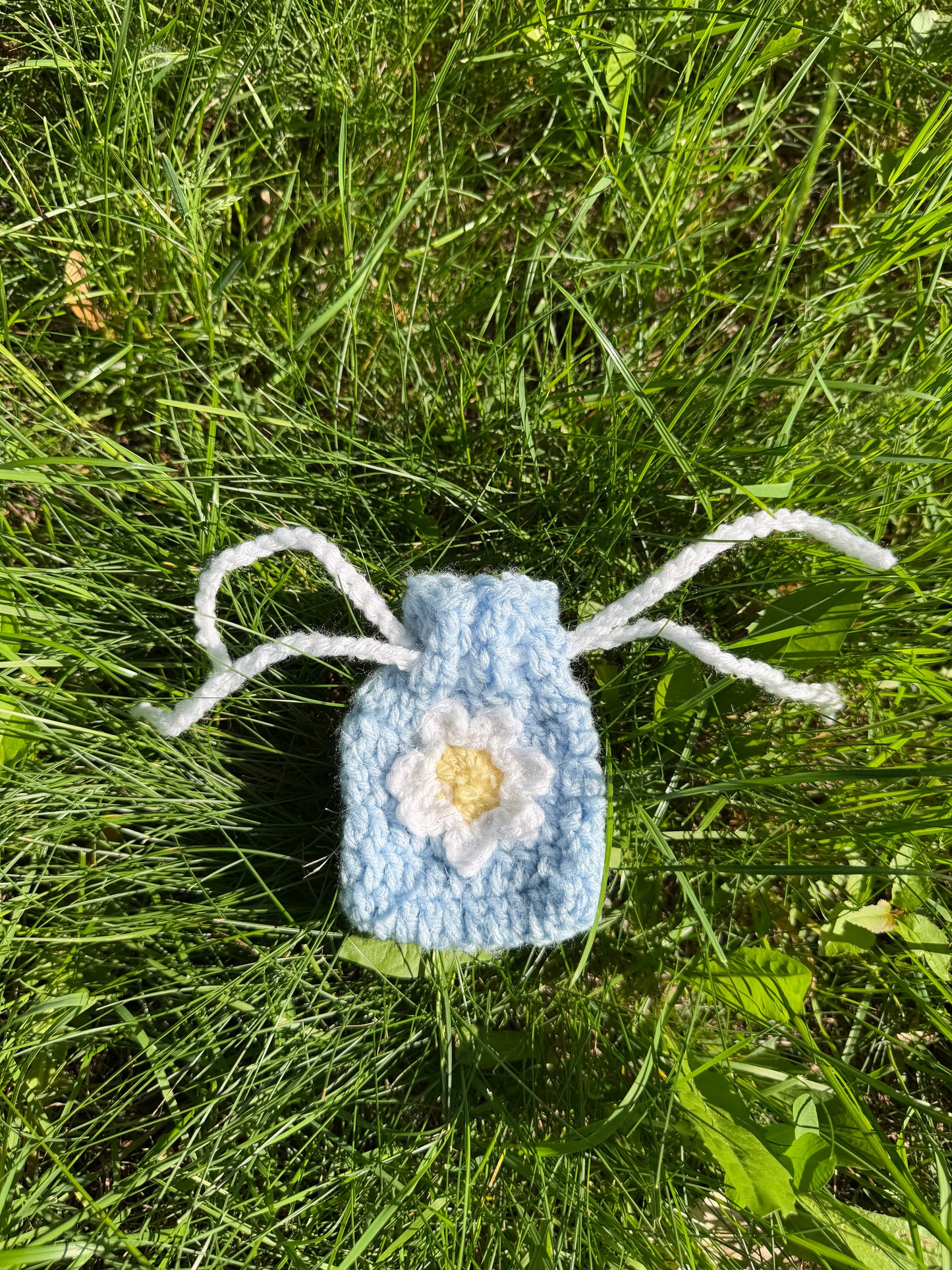 Flower pouch
