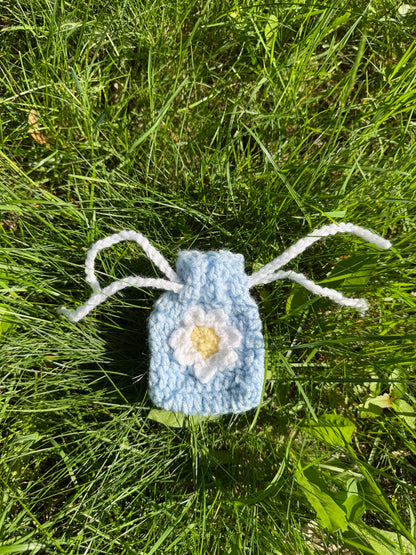 Flower pouch